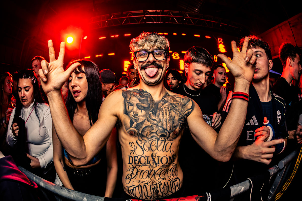 Loading... just a sec